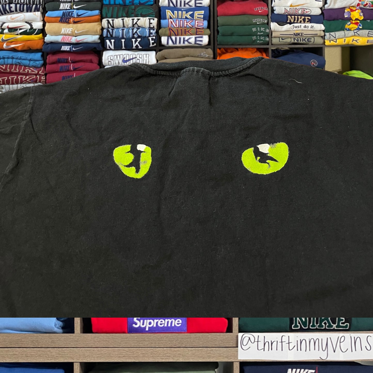 90s cats shirt (large)