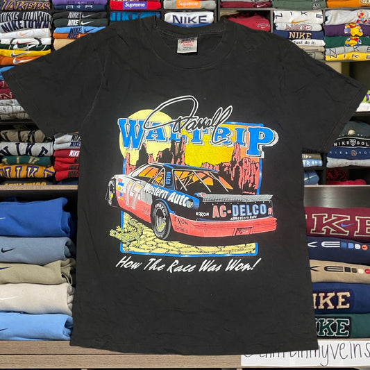 90s nascar graphic shirt (medium)
