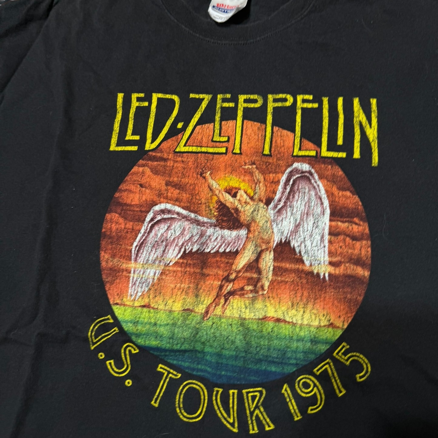 Y2K Led Zeppelin tour shirt