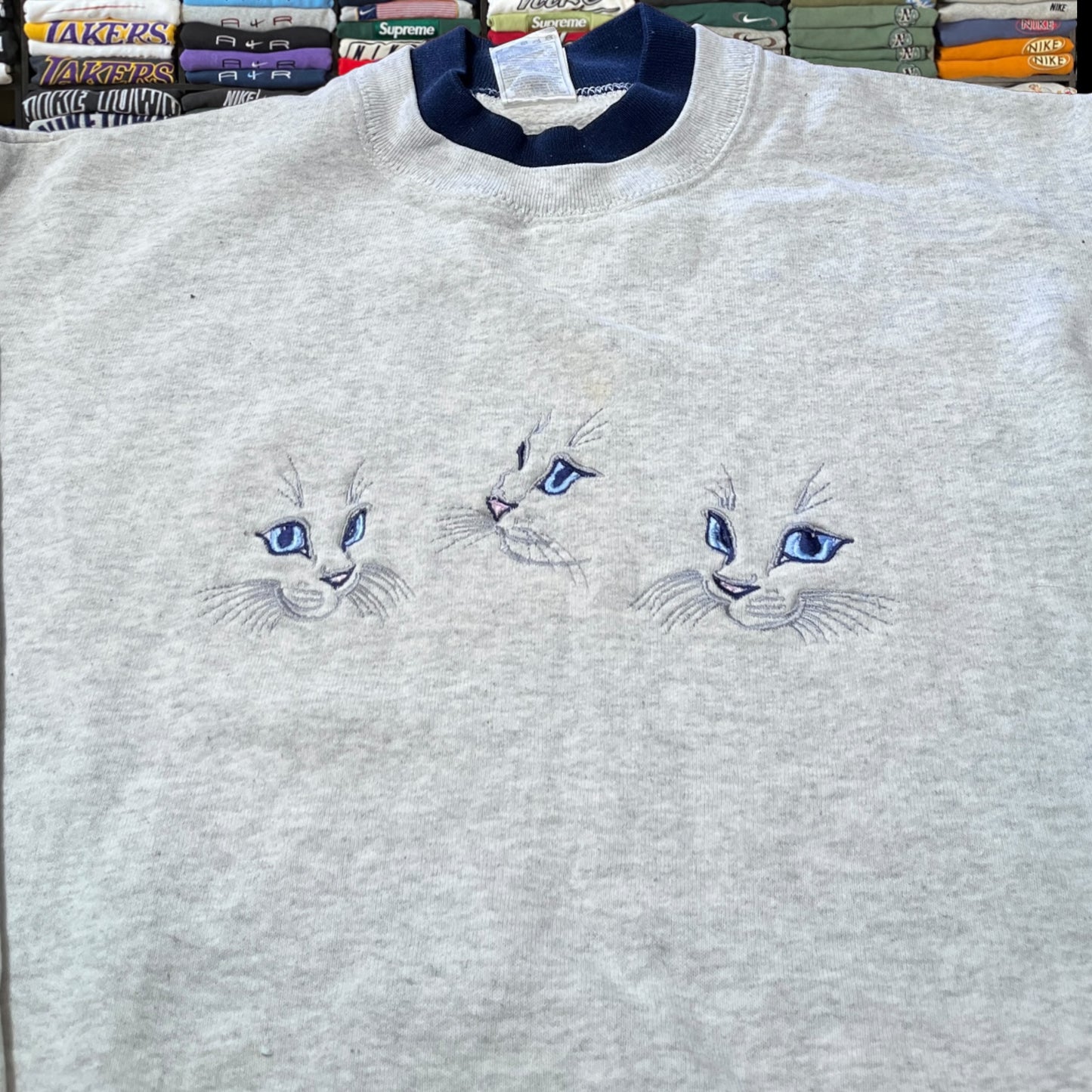 90s cat sweater
