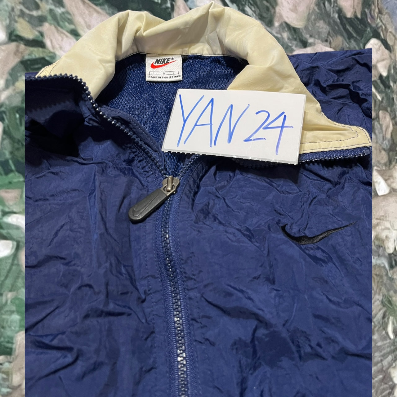 vintage 90's nike windbreaker (large)