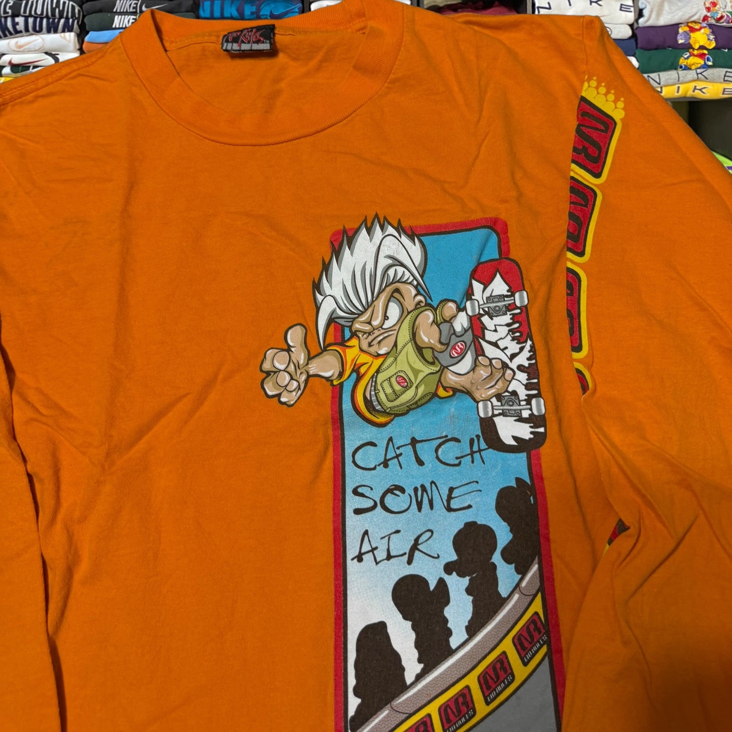 Y2K no fear skater shirt
