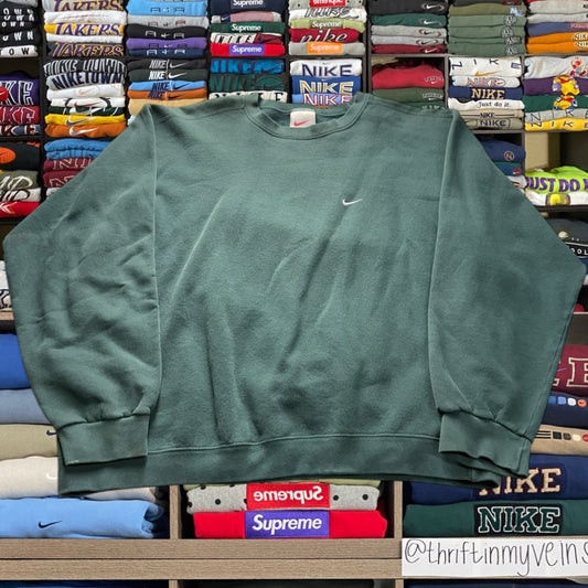 90s forest green nike crewneck (Xlarge)