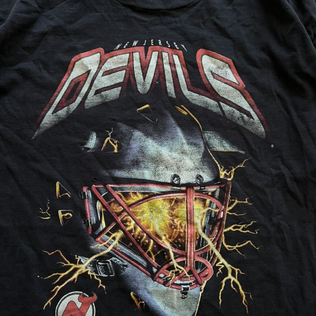 90s New Jersey devils nhl hockey helmet shirt