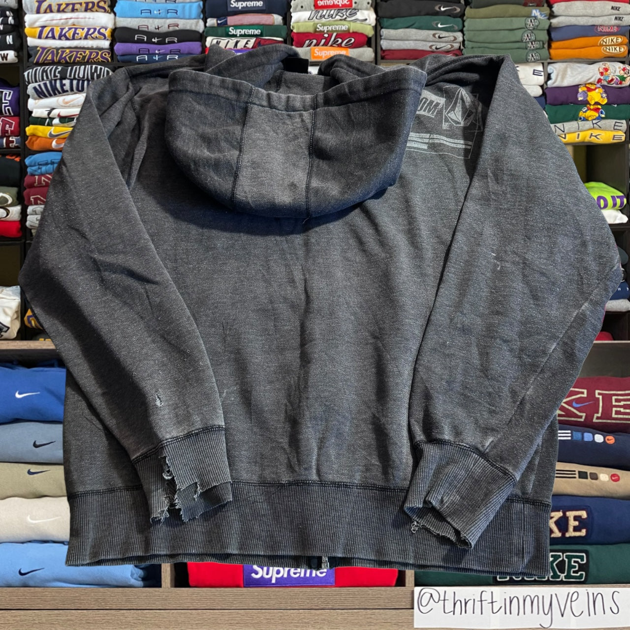 Y2K volcom skater hoodie