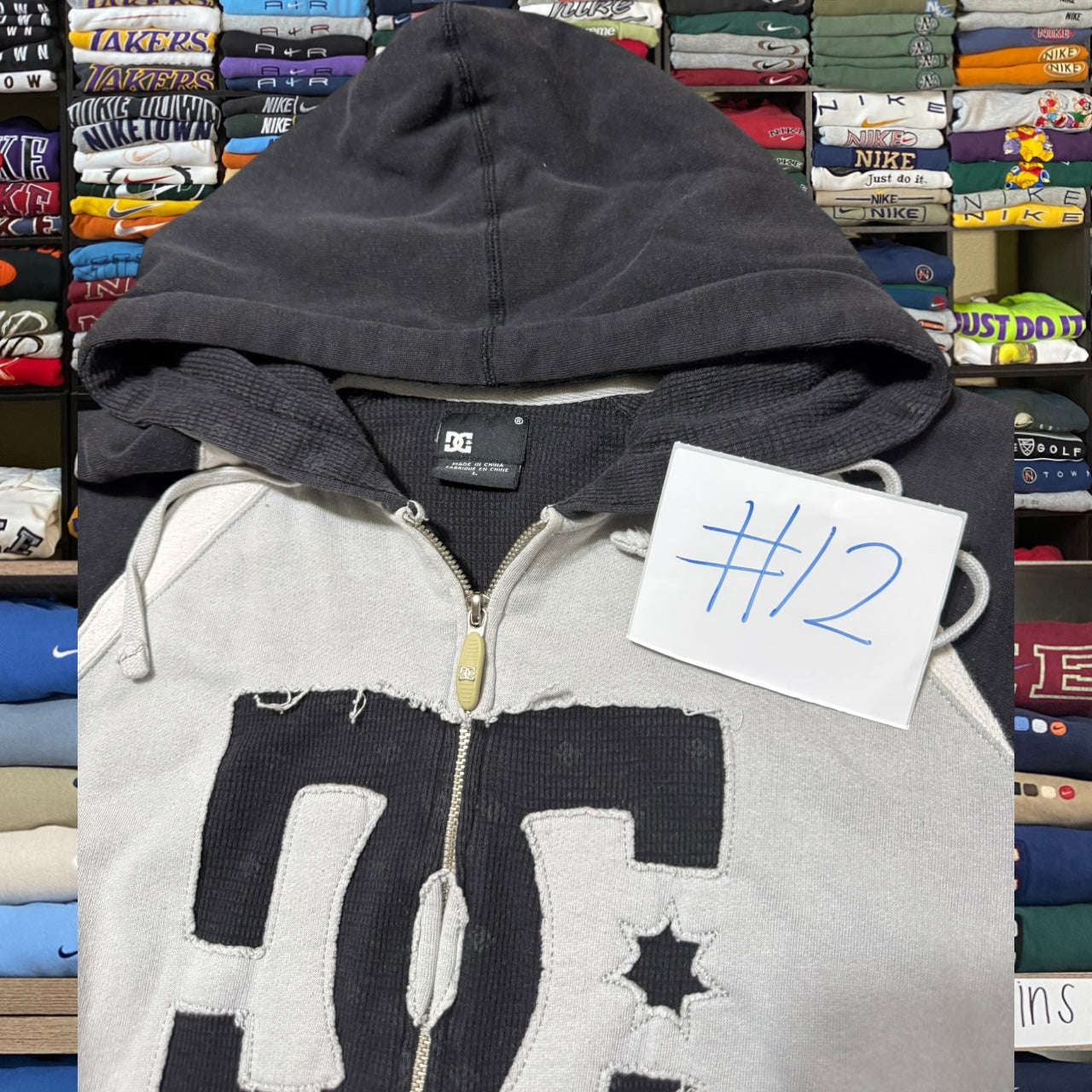Dc shoes skater hoodie (large)
