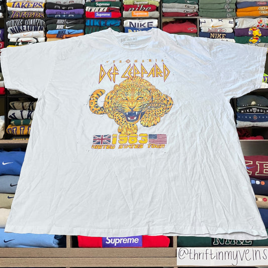 Def Leppard band tee shirt