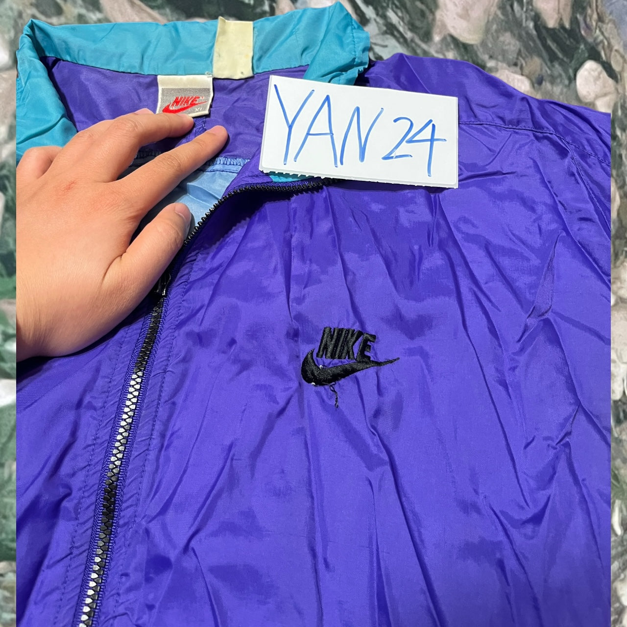 vinrage 90's nike windbreaker (xlarge)