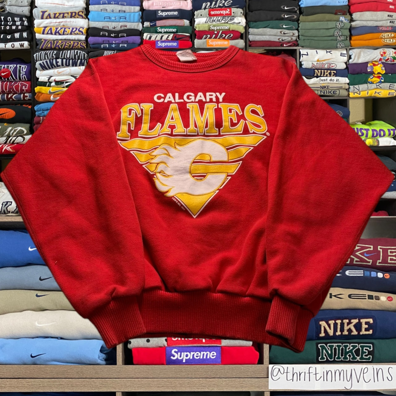90s calgary flames sweatshirt (Medium)