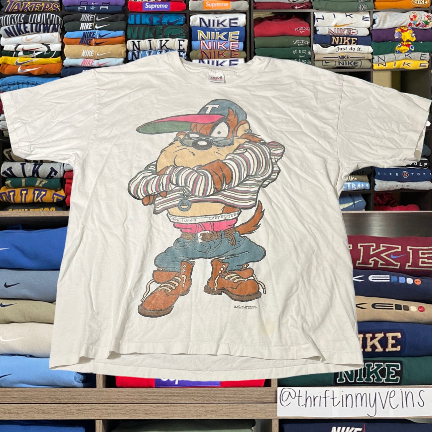 90s taz big print double sided shirt