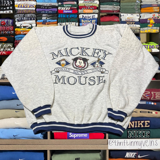 90s mickey mouse disney sweatshirt (Medium)