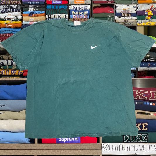 90s Nike green shirt (xlarge)