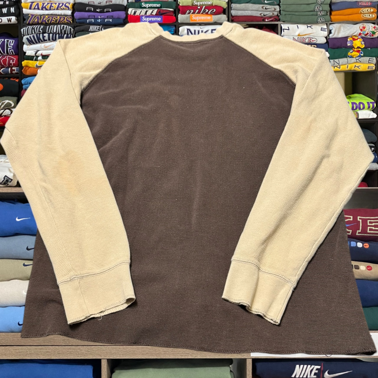 y2k brown nike long sleeve (Xxlarge)