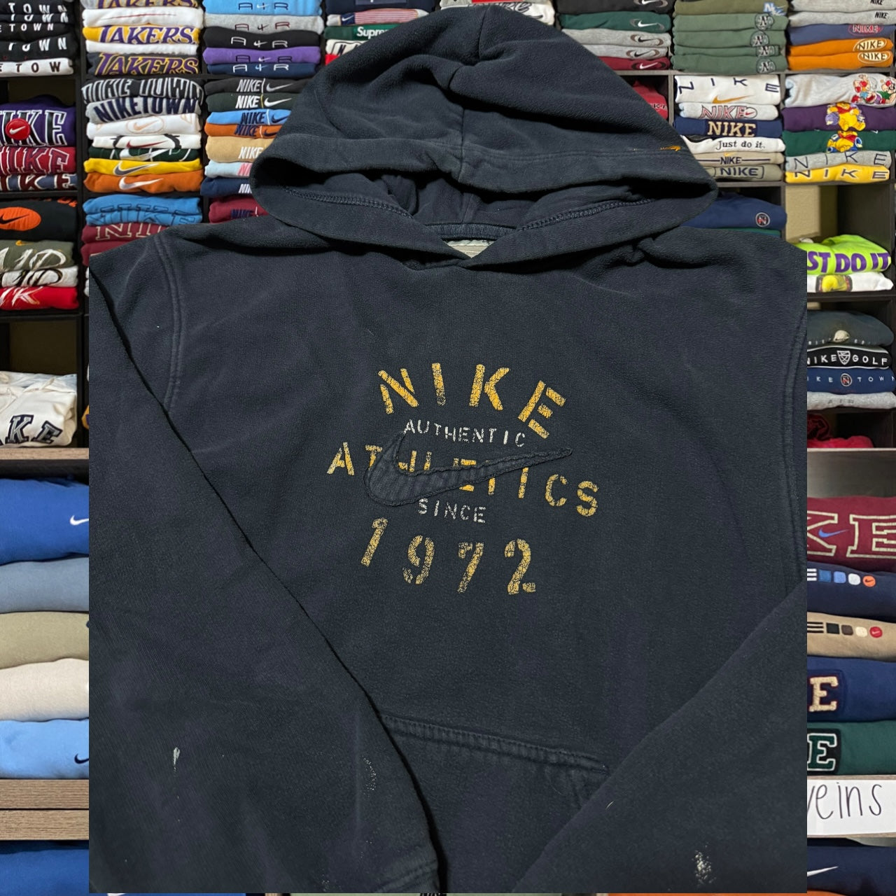 y2k nike skater hoodie (Large)