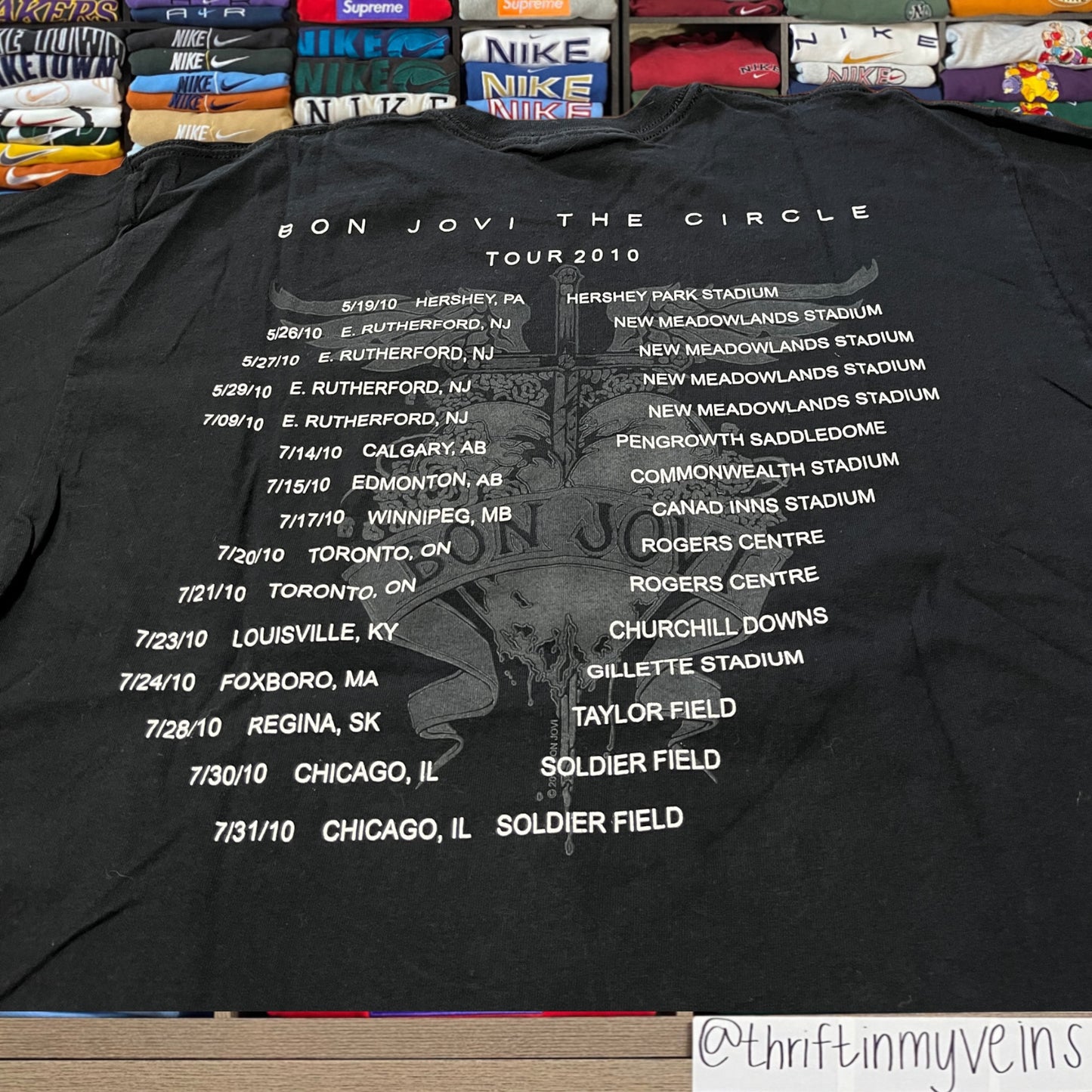 Vintage 2010 Bon Jovi shirt