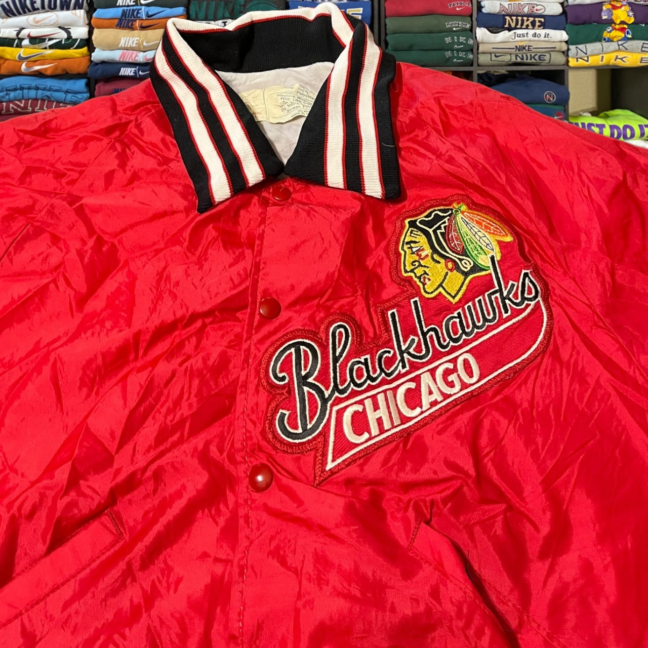 90s Chicago blackhawks puffer jacket