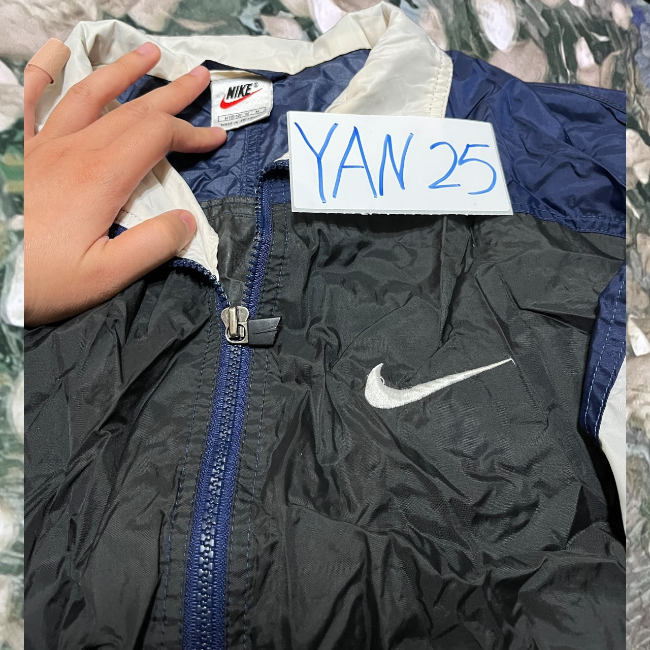 vinrage 90's nike windbreaker (medium)