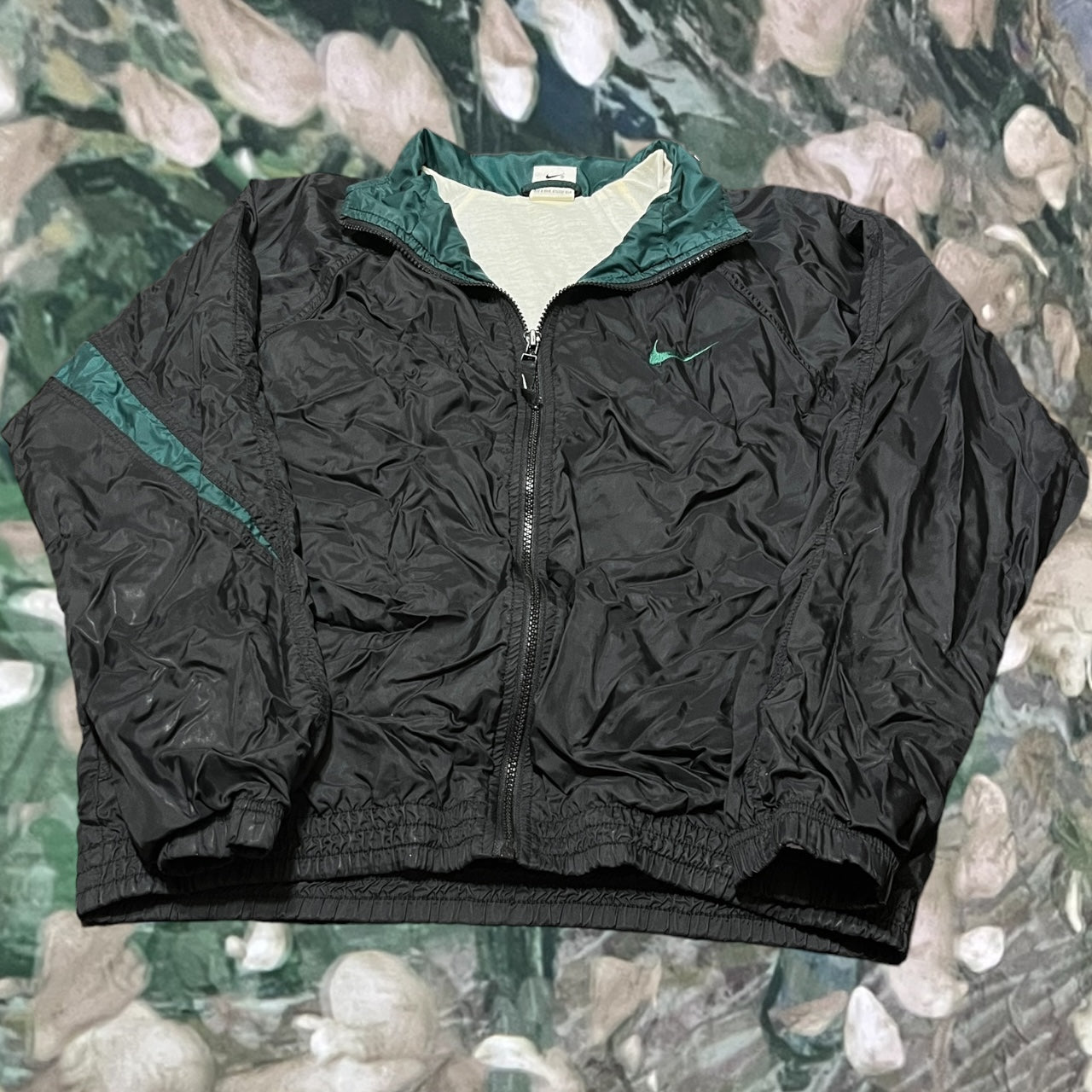 vinrage 90's nike windbreaker (small)