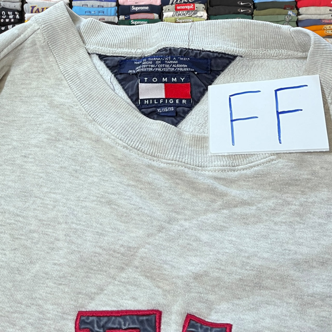 90s Tommy Hilfiger sweater