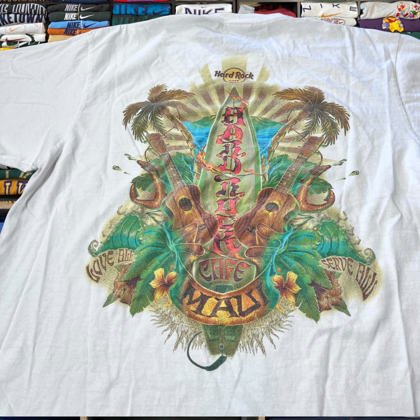 hard rock cafe shirt (xlarge)