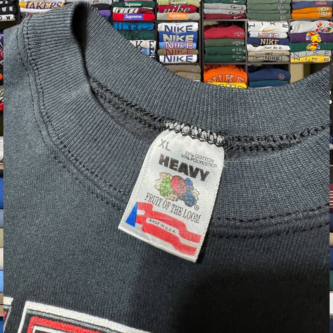 90s chicago bulls sweater (xlarge)