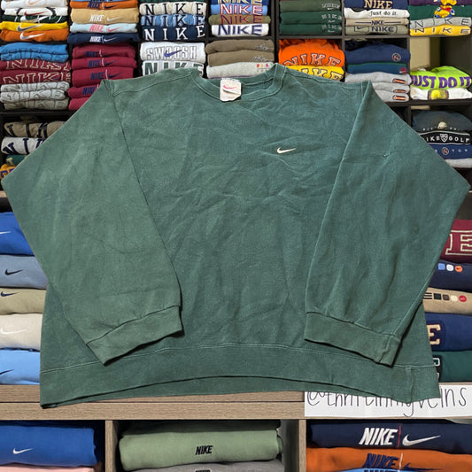 90s green Nike essential sweater