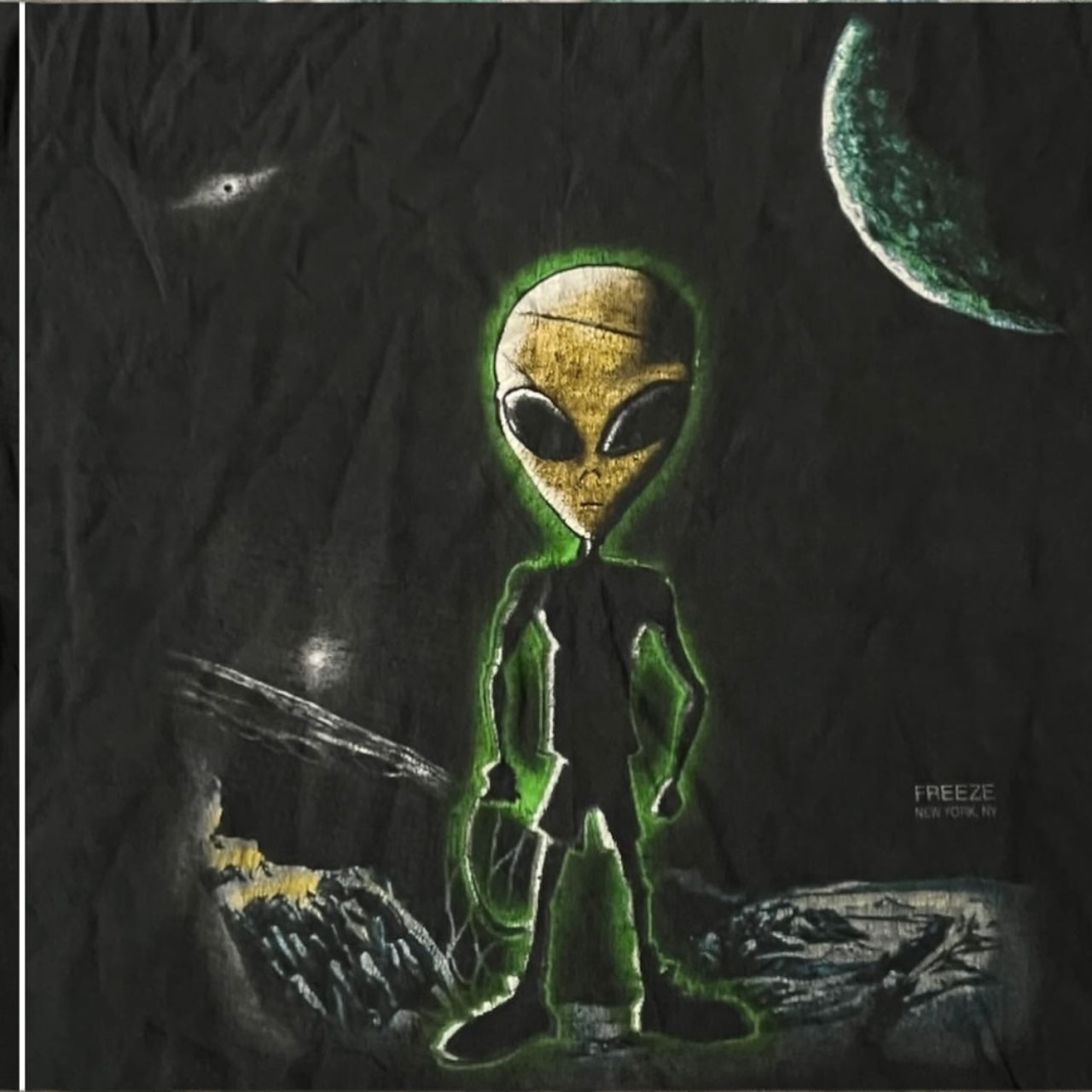 90s alien all over print