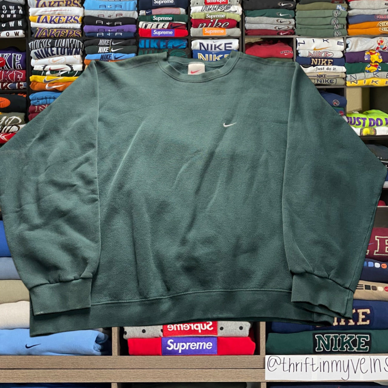 90s forest green nike crewneck (Xlarge)