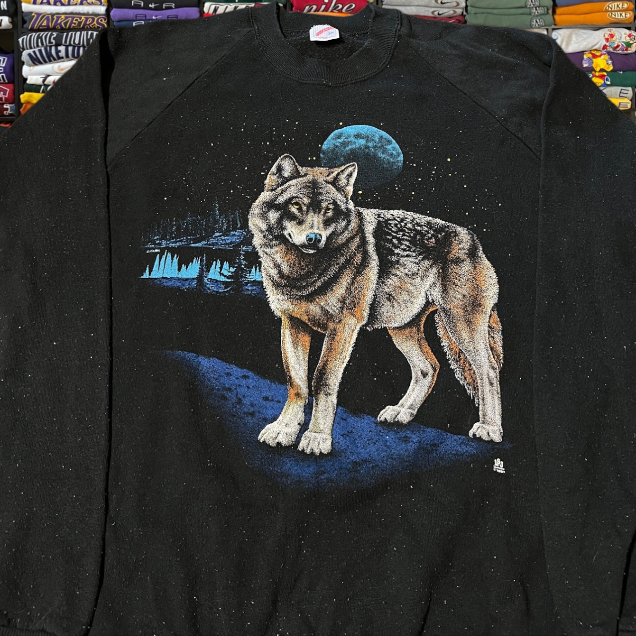 90s wolf nature sweater