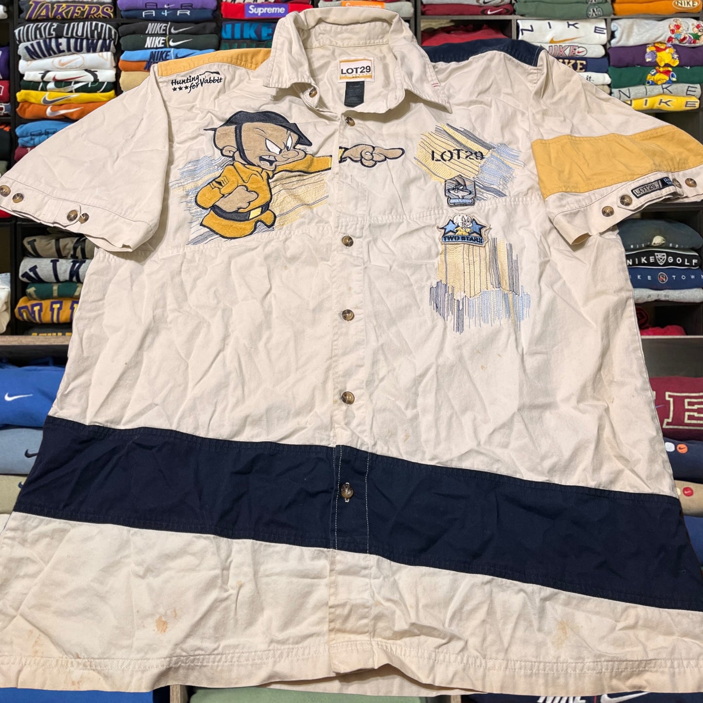 y2k button up looney tunes lot 29