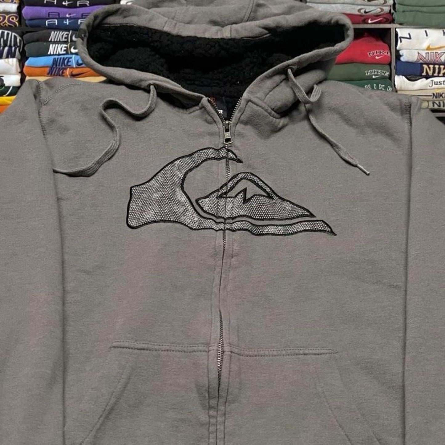 Vintage Y2K quiksilver Surf Sweater/Shirt